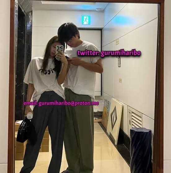Lucweirdto's tweet photo. @NRobSten You’re crying, as if we all didn’t know that @BTS_twt have had girlfriends—fav  dated Jennie for years. There’s tons of proof: in Jeju, Paris, Venice &amp;  BP listening party

Fanservice is just tools to distract gullible people like you
Don’t be naive to believe that mbrs are gays https://t.co/UDzdeaEGZk
