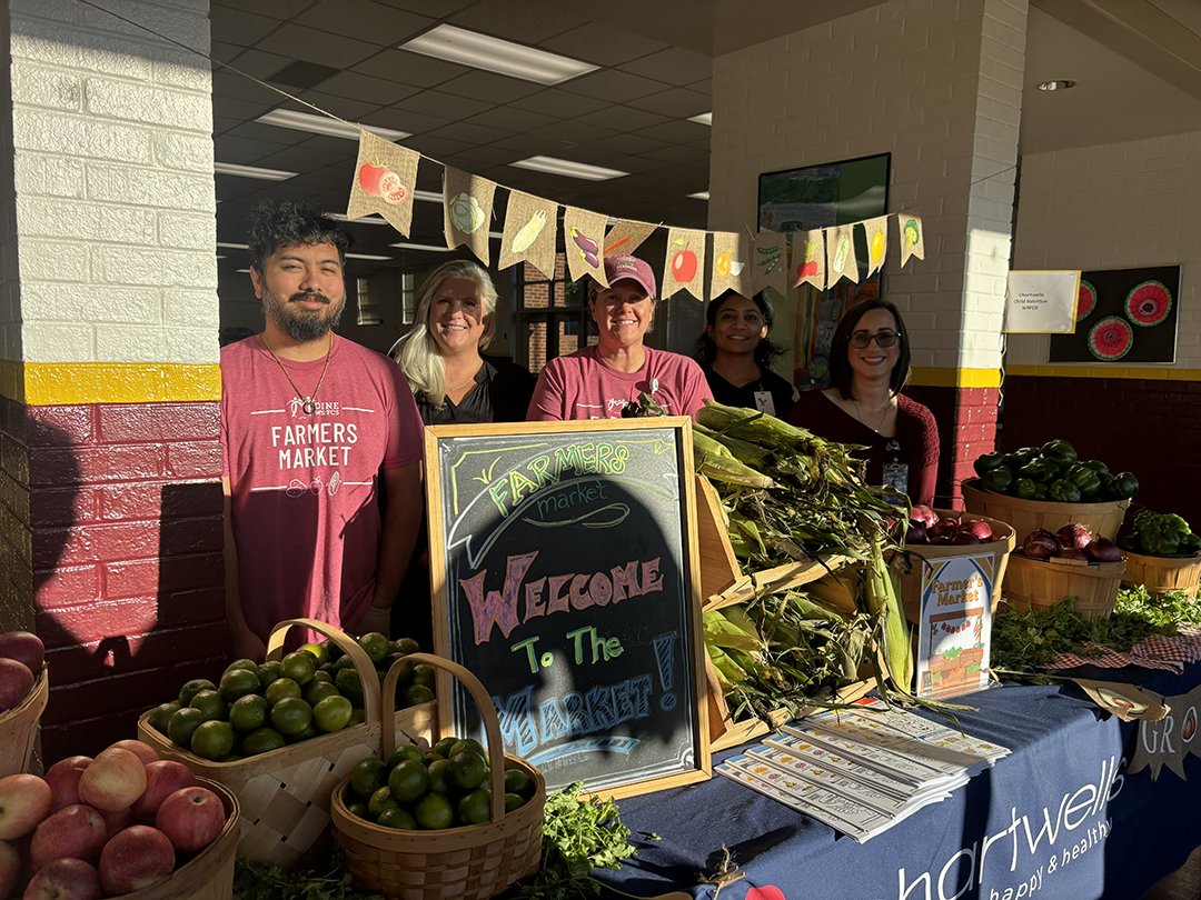 wsfcs's tweet photo. 🍎🥕 Farm to School, Fresh &amp; Healthy! 🌽🍓 Our Child Nutrition team visited the Kernersville ES Health Fair with a Mini-Farmers Market and Discovery Kitchen, sharing fresh produce, nutrition tips and easy recipes to inspire healthy habits! 💚
#WSFCS @WSFCSFood @KESElementary https://t.co/3ckpRnxslh