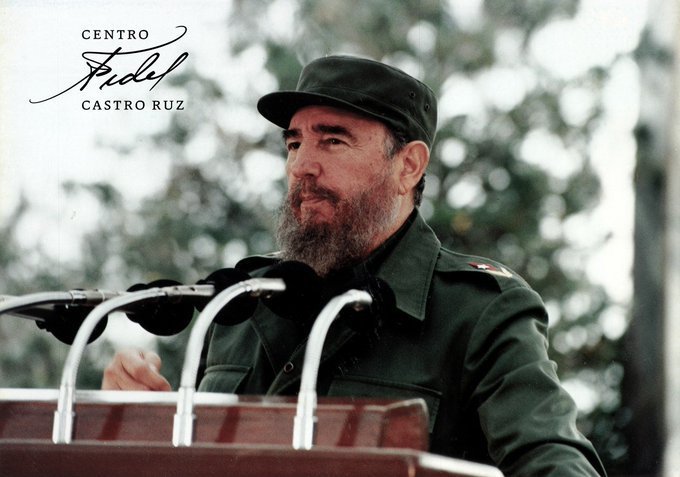Manuela68093738's tweet photo. 21/10/1959. #FidelPorSiempre 
“¡Con un pueblo así la Revolución jamás será vencida! ¡Con un pueblo así Cuba jamás volverá a ser esclava! ¡Con un pueblo así la Revolución alcanzará todas sus metas! ¡Con un pueblo así todas las leyes revolucionarias se cumplirán!”. https://t.co/fFhjGTUQsm