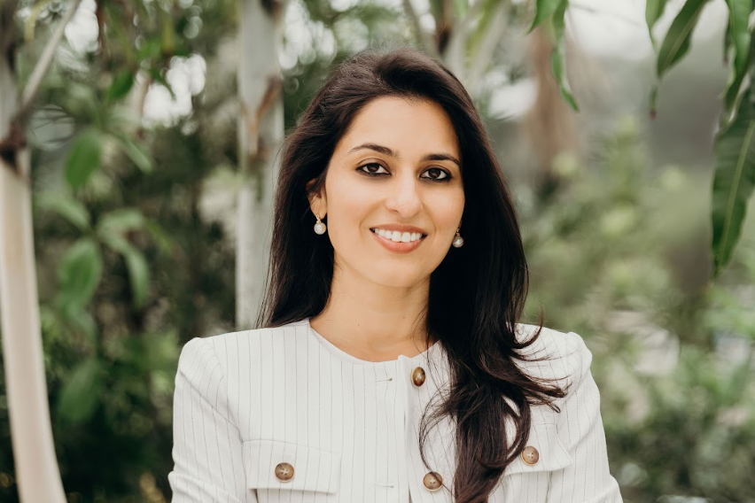 Fla_Pol's tweet photo. Wellington Mayor endorses @PiaForCongress Dandiya, a Democrat, over fellow Republican in CD 22

Reporting by @JesseScheckner

#FlaPol

https://t.co/PgQGAmdGCW https://t.co/wU1yIc2EiV