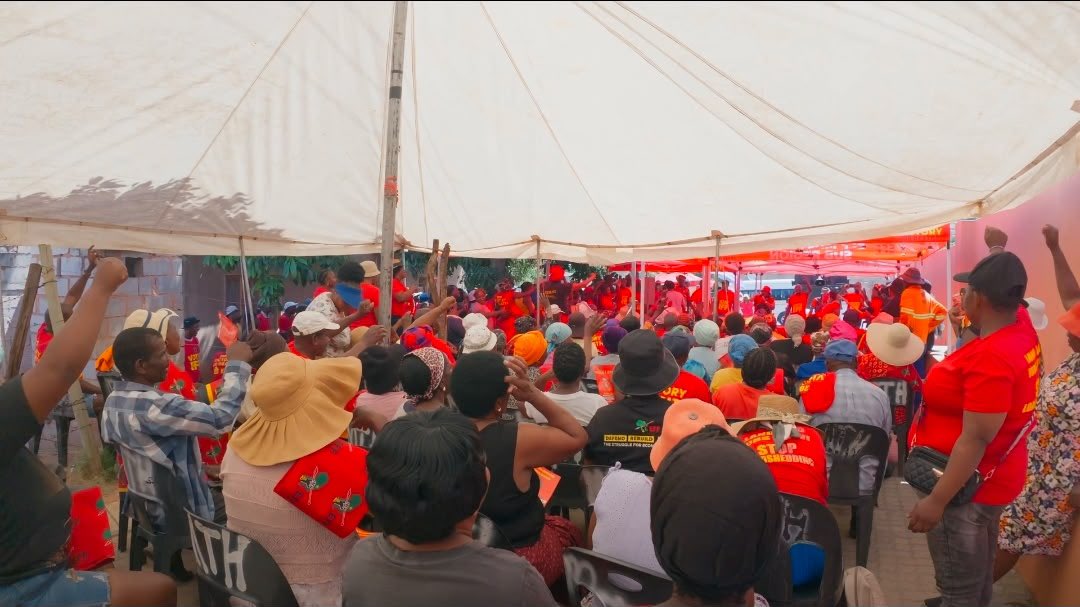 EFFSouthAfrica's tweet photo. The 1km Hillary Gardee Street paved road in Kwa-Gutswa, Mbombela, was officially handed over by the EFF Mpumalanga Provincial Chairperson, Commissar Collen Sedibe, earlier today. 

The EFF remains committed to improving infrastructure, advancing service delivery, and bringing tangible change to the lives of our people.

#VoteEFF2026
#VictoryOrDeath