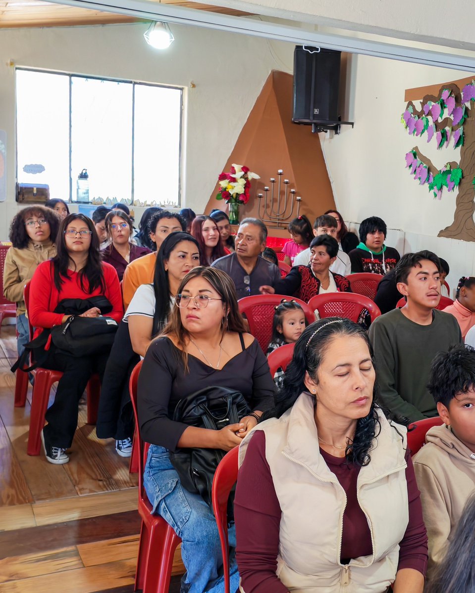 Cesar_DiazA's tweet photo. #LoDijoCesar | Caminar por #Pisulí y escuchar de frente a nuestros vecinos nos confirma algo claro: #Quito necesita respuestas, no promesas.
¡Vamos por Mejores Díaz para Quito!
#CesarDiaz #HeroeDeGuerra #quitonorte https://t.co/2dUY2xiWcj