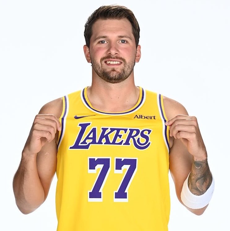 LakeShowYo's tweet photo. Giving $77 to whoever predicts Luka’s stats tonight 👀🪄 (PTS-REB-AST) https://t.co/AneTXvKuJF