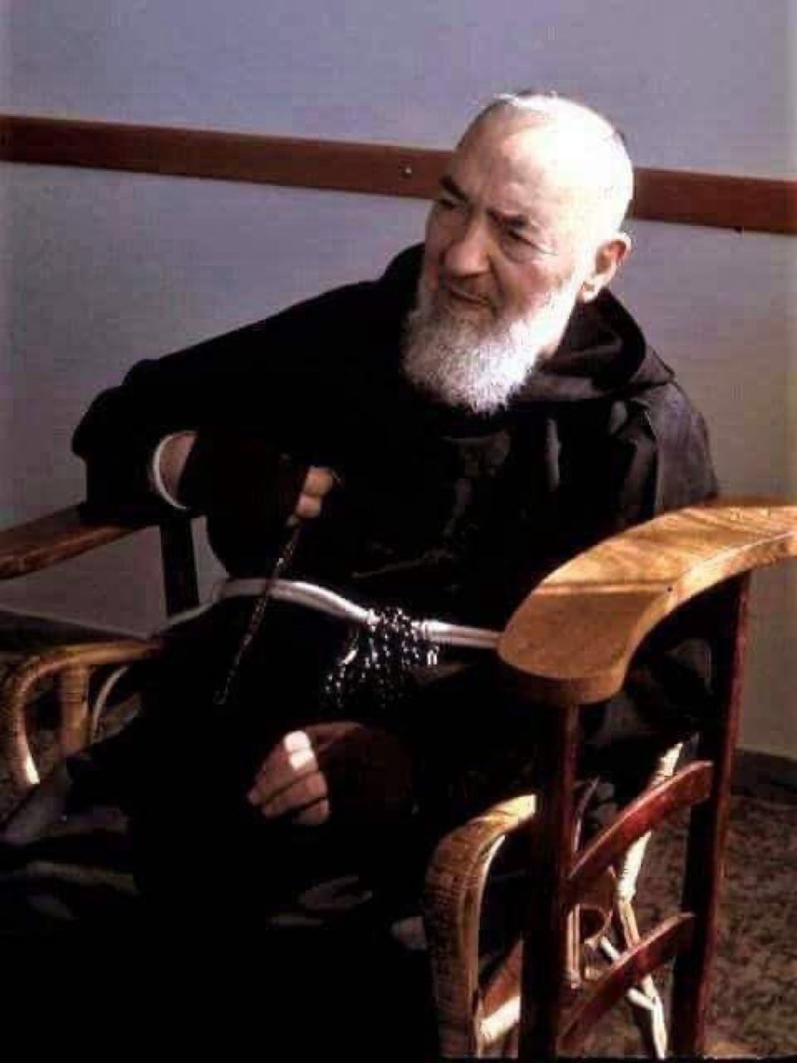 TexasSnakel4's tweet photo. Make a request to Padre Pio in silence, with faith and trust, and then leave 🙏🏾

Padre Pio intercedes for those who seek him with simplicity and trust. Make your request in silence in your heart and, if you wish, leave a rose as a sign of faith. https://t.co/BS96ZhFOWf