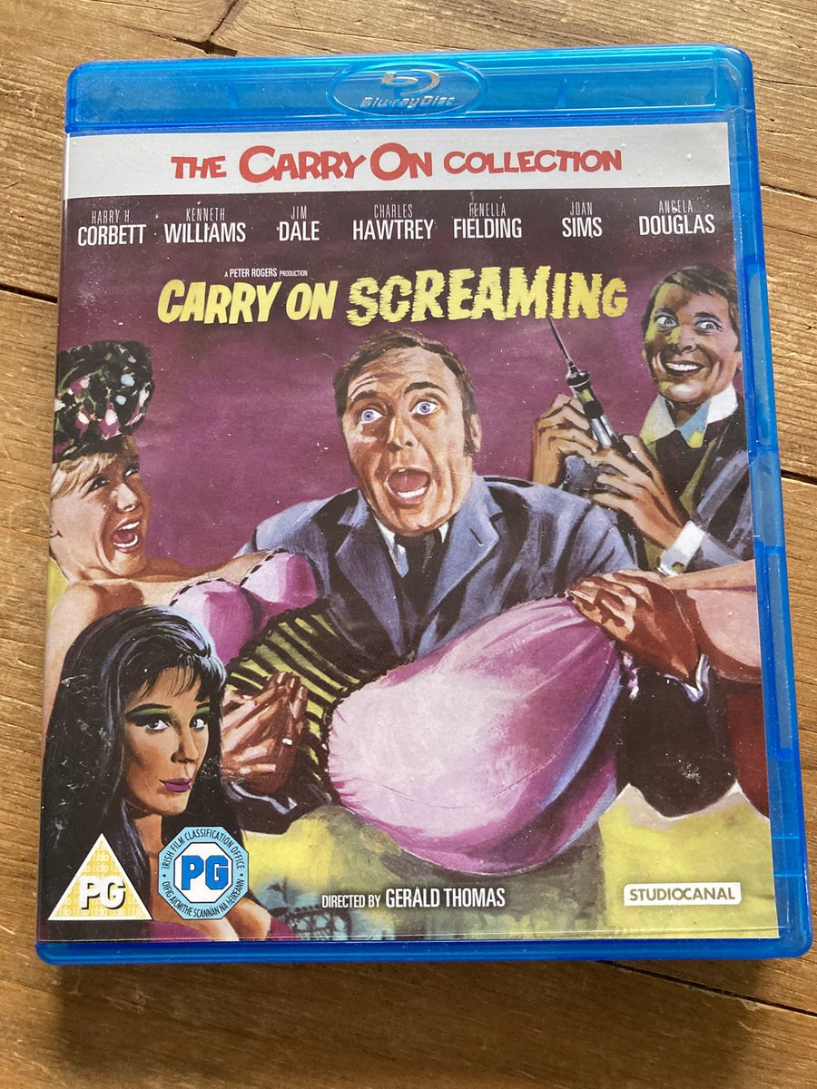 RobinWriteSmith's tweet photo. #31daysofhalloween #halloweenmovies #filmtwitter #halloween #31daysofhalloween #halloweenmovies #filmtwitter #halloween https://t.co/b8skwSMGZ0