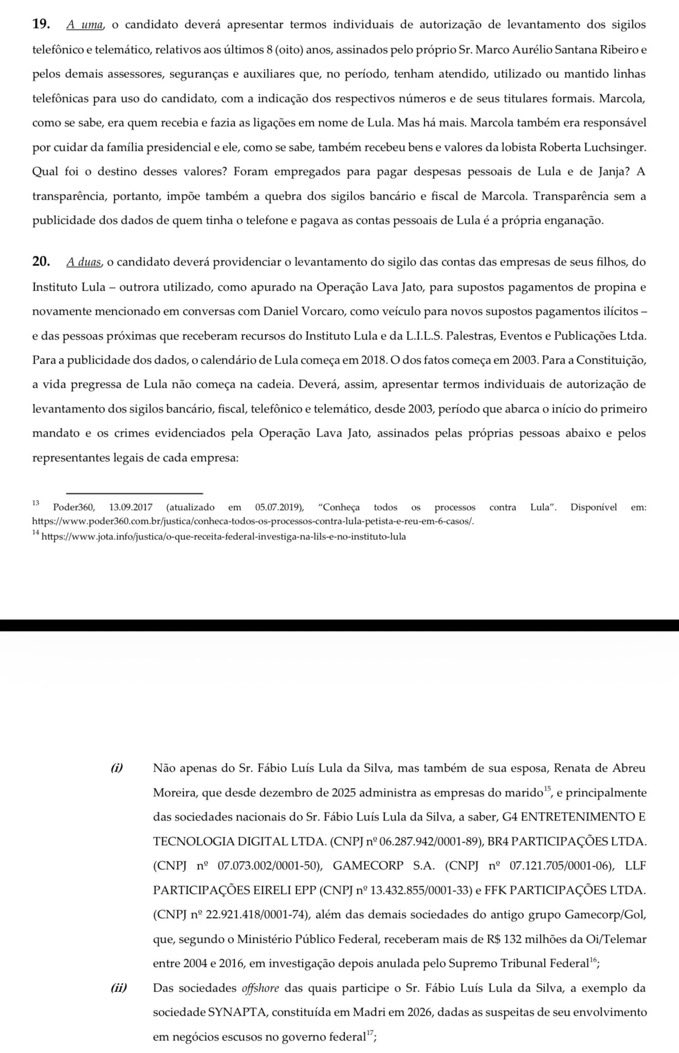 NewsLiberdade's tweet photo. 🚨URGENTE - Flávio Bolsonaro peticiona no TSE aceitando a quebra de sigilo proposta por Lula, mas impõe condições como:

1 - Quebra do sigilo de Marcola, ex-chefe de gabinete de Lula, e de empresas ligadas ao filho do presidente;

2 - Quebra de sigilo dos gastos com cartão corporativo;

3 - Quebra de sigilo da lista de visitantes a Daniel Vorcaro na superintendência da PF.