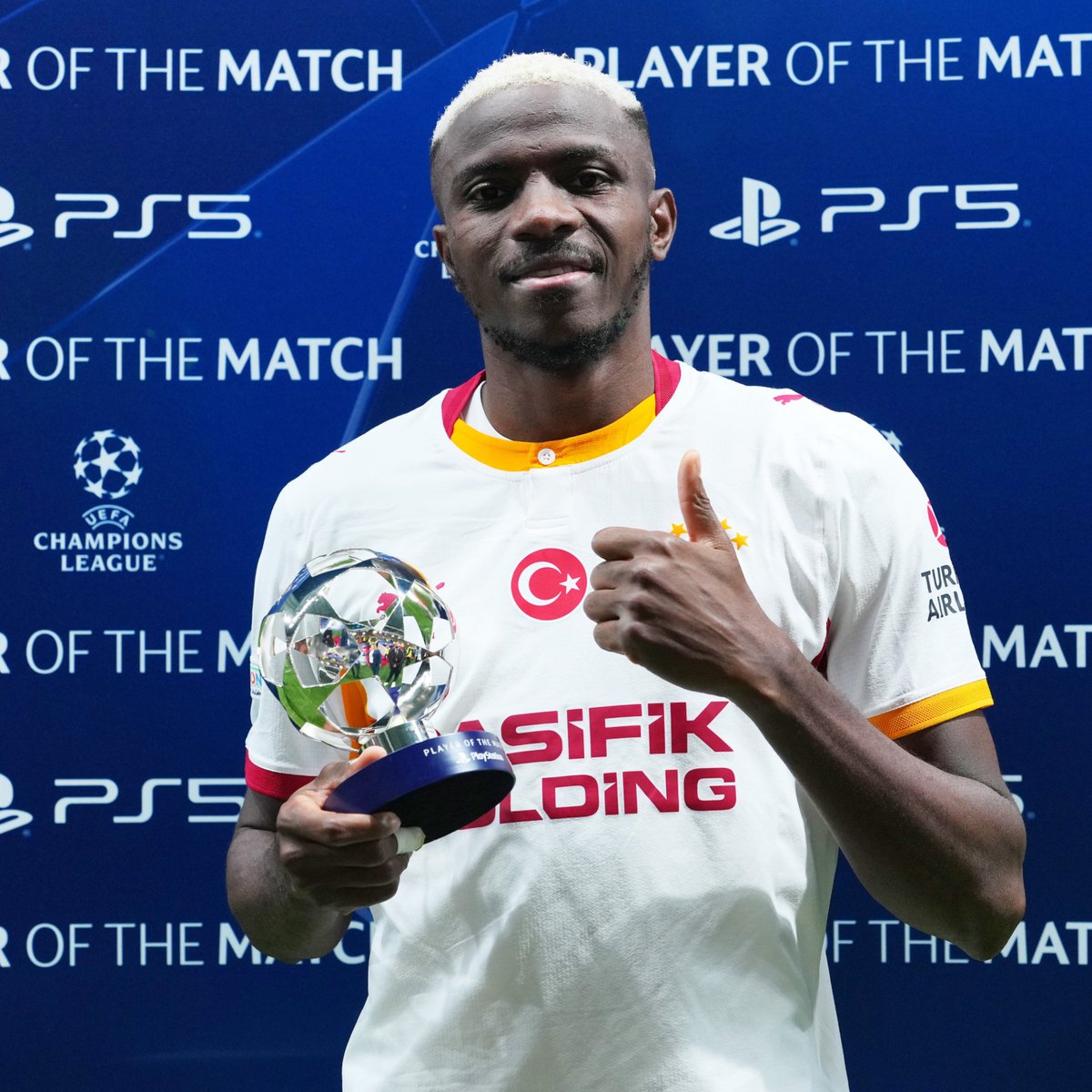 pusholder's tweet photo. Galatasaray'ın Victor Osimhen paylaşımı. https://t.co/RtVcfMt05D