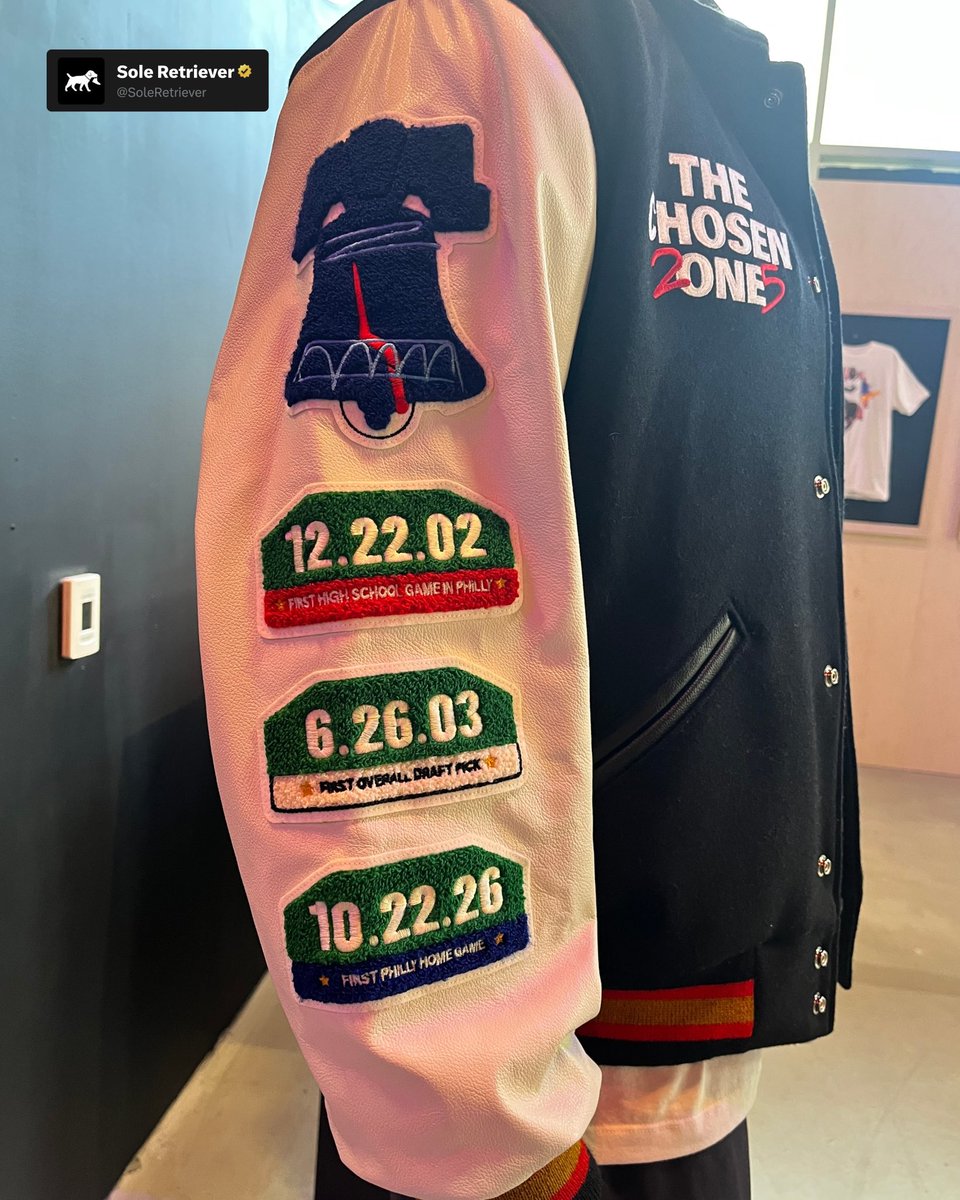 SoleRetriever's tweet photo. CLOSER LOOK: LeBron James  x The Art Bully x Settlemier x Nike Jacket 👑 https://t.co/9tOISX09yd