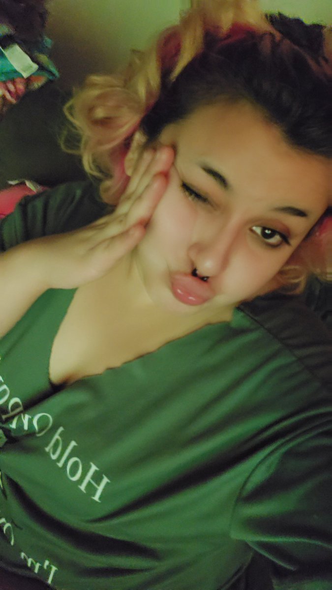 sweetbunniboo's tweet photo. I don't even remember taking these pics last night
#nsfwtwt #nsfw #sext #hornytwt #latina #drunkvibes https://t.co/m37K3yUV0m