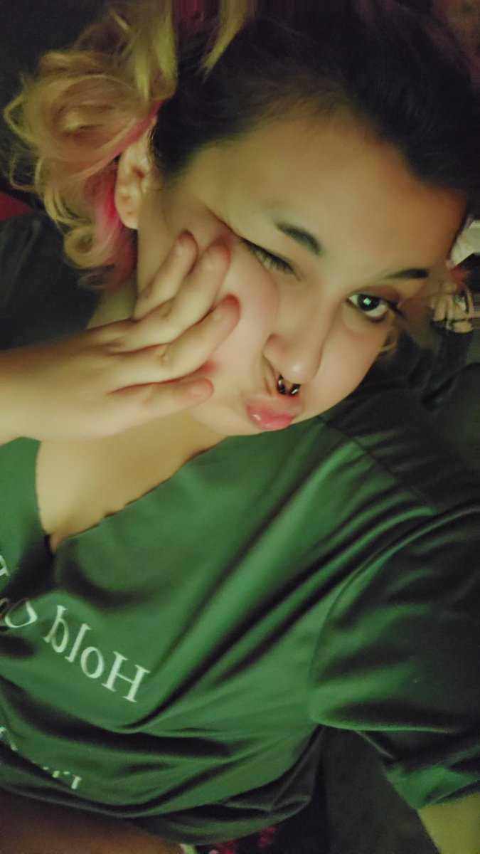 sweetbunniboo's tweet photo. I don't even remember taking these pics last night
#nsfwtwt #nsfw #sext #hornytwt #latina #drunkvibes https://t.co/m37K3yUV0m