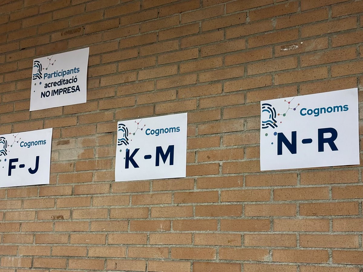 FECC_educacio's tweet photo. Preparats per rebre demà les més de 800 persones al Congrés #Quòrum26 de la @FECC_educacio i presentar els documents i projectes dels sis Grups d’Experts ✨️ https://t.co/dggX47YtI9