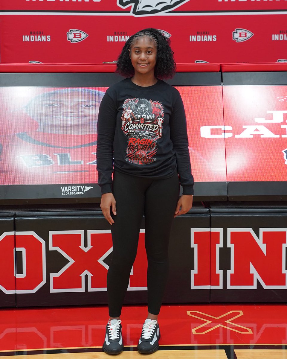 BiloxiAthletics's tweet photo. Decisions have been made 🏀

Jayla Carriere ➡️ @RaginCajunsWBB 
Laikyn Moore ➡️ @SheltonStateWBB 
Zaniya Johnson ➡️ @GamecockWBB 

#BlxIndianNation | #OneTribe https://t.co/i2hKvqaXNa