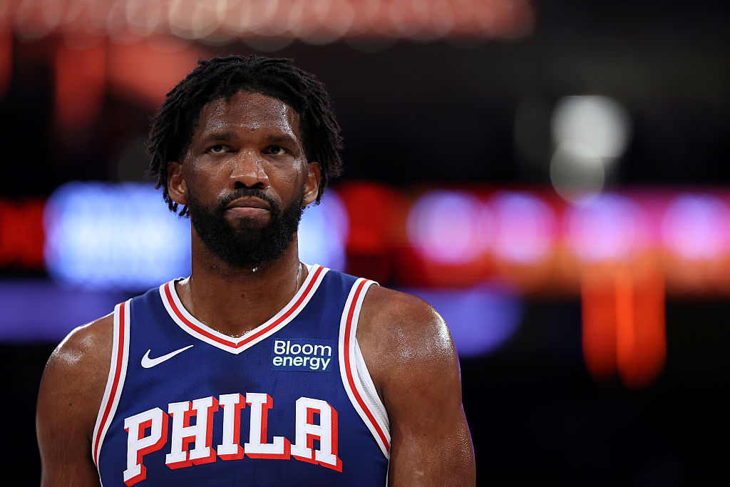 975TheFanatic's tweet photo. "Joel is gonna have to play defense, and get a lot of rebounds. He will be the one who has to sacrifice the most on the team if they are going to win."

-Charles Barkley on Joel Embiid

📸Sarah Stier/Getty Images https://t.co/Q5lEmdFUPA