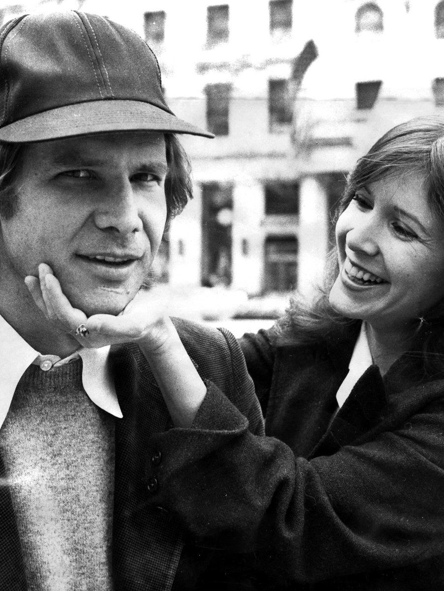 ComplexPop's tweet photo. Remembering the great Carrie Fisher on what would've been her 70th birthday. 🕊️ https://t.co/wJXnzMMHRg