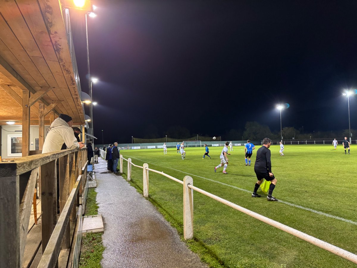 ACTaylor96's tweet photo. Game 20:
Hallen 5-1 Cirencester Town
🏆 Hellenic League Premier Division
📅 20/10/2026, 19:30
📍 The Hallen Centre  #410

@HallenFC @CirenTownFC @HellenicLeagueX #groundhopping https://t.co/25dkZkXjbB