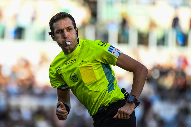 MilanPosts's tweet photo. The match officials for Udinese vs AC Milan have been confirmed:

Referee: Marcenaro
Assistant referees: Colarossi and Costanzo
Fourth official: Ayroldi
VAR: Pezzuto
AVAR: Aureliano https://t.co/Jz65259yId