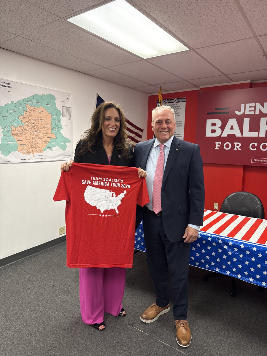 JenBalkcom's tweet photo. Grateful to have @SteveScaliseGOP, @RepLisaMcClain, and @DHarshbargerTN1 join us on the campaign trail and help get out the vote! 🇺🇸 https://t.co/gyrgqzdK4z