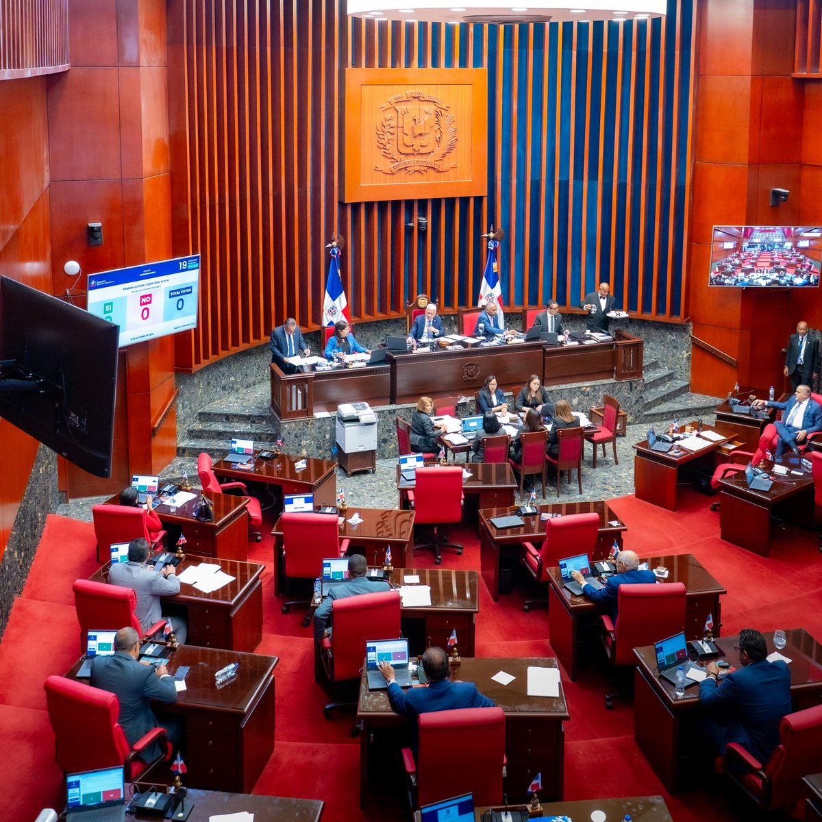 SenadoRD's tweet photo. En segunda discusión, los senadores aprobaron el Proyecto de Ley que crea el Boletín Oficial del Estado para la publicación de leyes modificadas. Proponente: @senadorzorrilla https://t.co/NrOctGUpWs