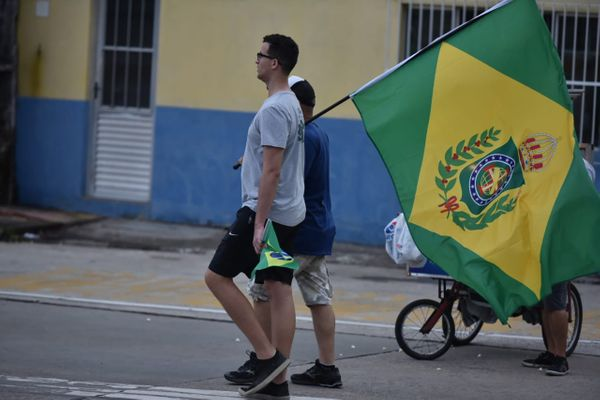 fernandosoder's tweet photo. @kunley_drukpa Empire of Brazil had a better flag than today's. https://t.co/oWpgNqK2cV