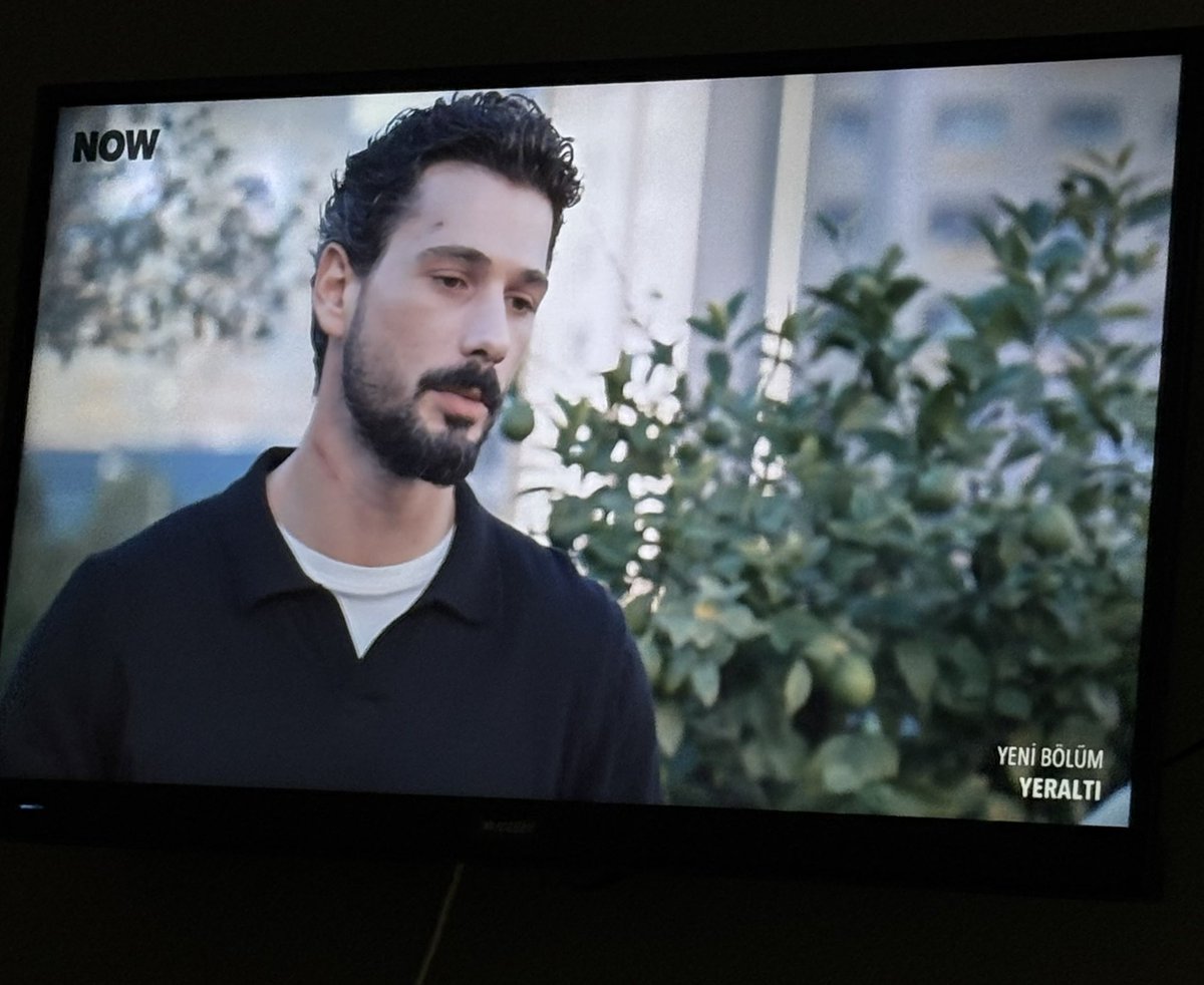 crntrii's tweet photo. Ayyy haydar ali sen bi sus car car çok konuşma baydın beni hem sevdiğin kadına sahip çıkamıyorsun bari arkasında dur şerefsizzzz https://t.co/mxlDOPf15c