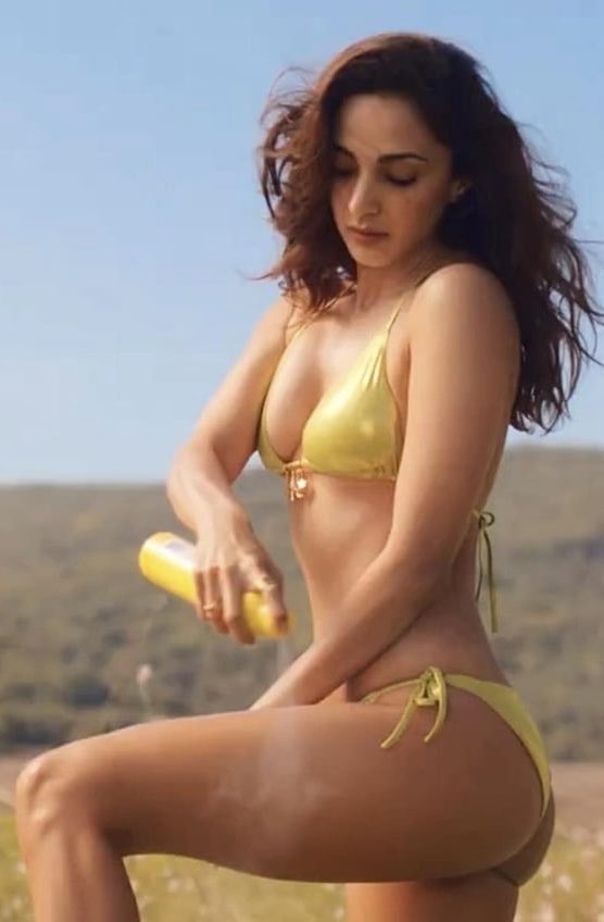 ACTRESSESLOVES9's tweet photo. KIARA ADVANI ❤️‍🔥 https://t.co/Zg9ykQczkt