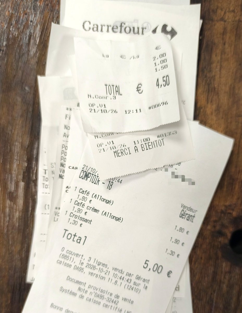 archivessucrees's tweet photo. Nouveaux tickets, tous budgets confondus. 

Petits budgets :
Café-croissant : 5 € ✅
Fruits : 4,50 €
Légumes : 5,45 €
Bureau Vallée : 2,50 €
Kiabi : 6 €

Budgets moyens :
Yves Rocher : 11,80 €
Carrefour : 11,46 € + 21,56€

Gros budgets :
SP98 : 30 €

#findom #moneyslave https://t.co/D9T4X69oNf