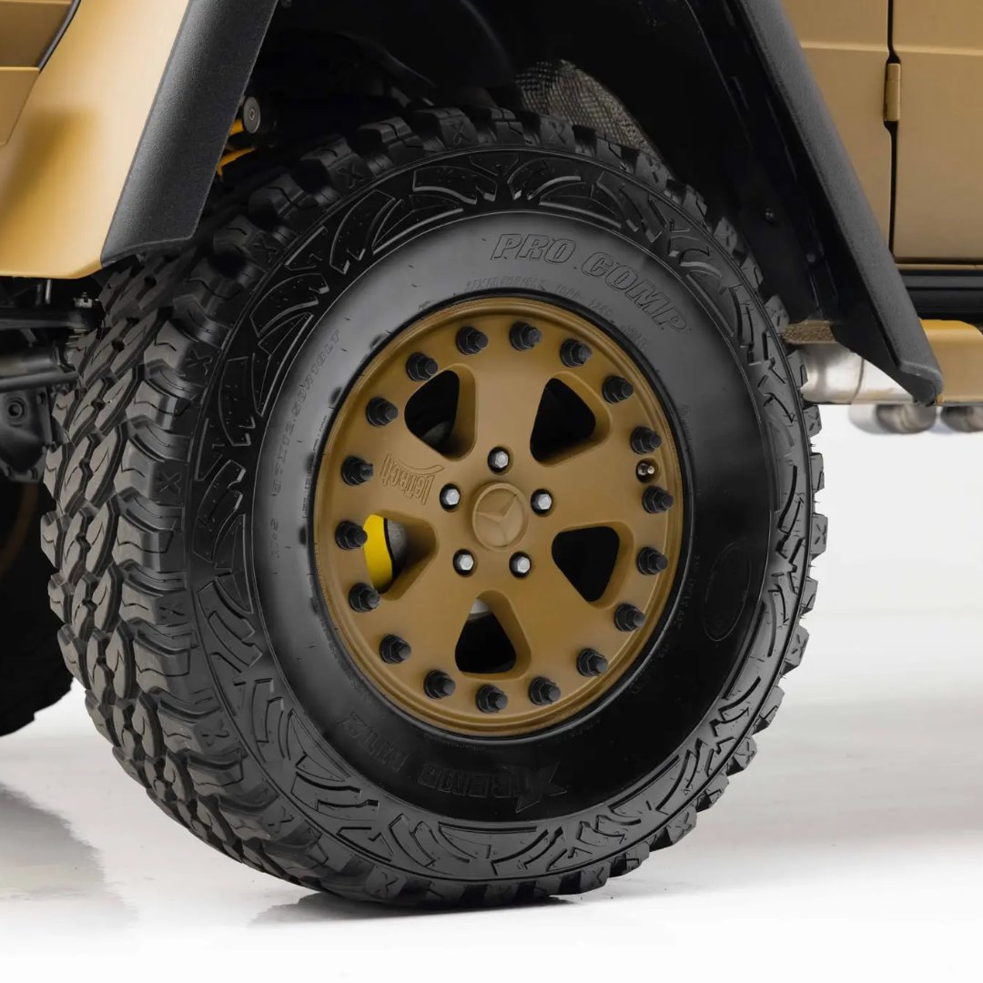 Bringatrailer's tweet photo. Dual suspension to tame any terrain!

https://t.co/bPjB3EuRqR https://t.co/byrVCvLBed