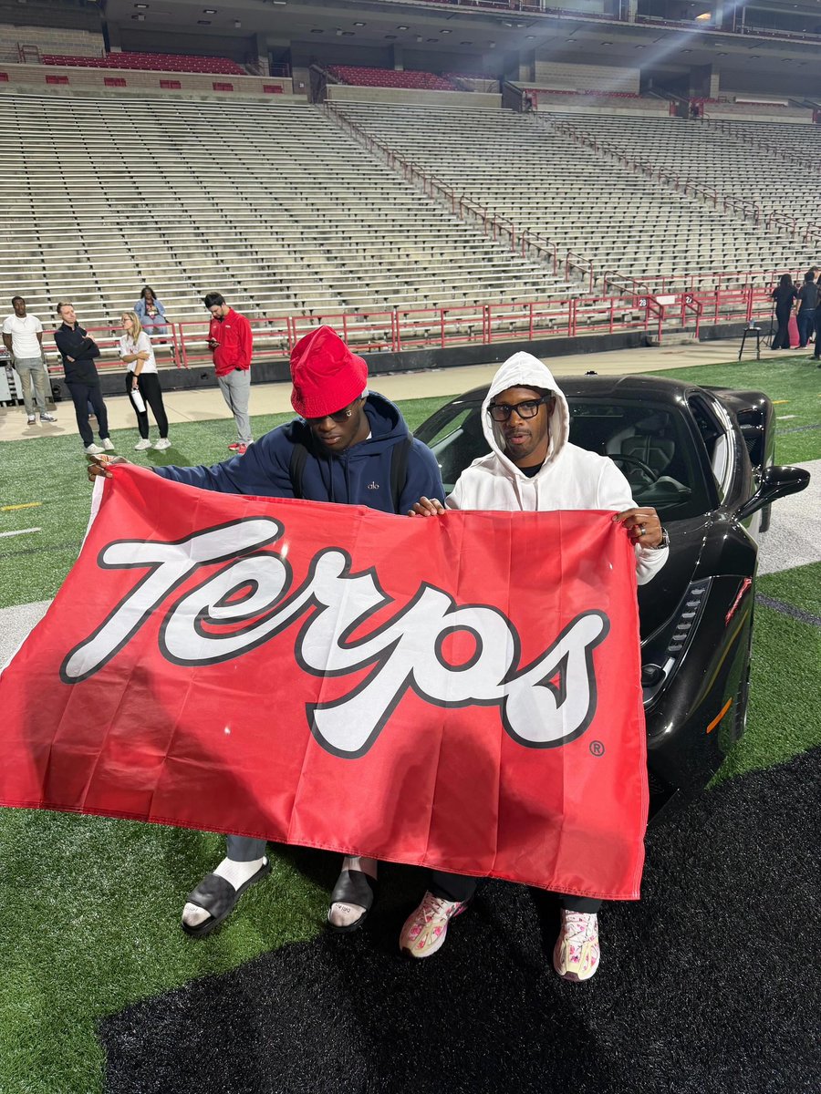 D1zion26's tweet photo. Yup mhm https://t.co/bu6uqsUXFi