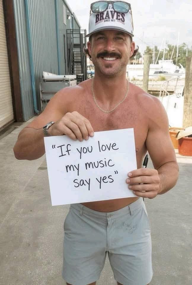 RileyCountrBoy tweet picture