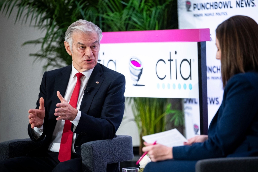PunchbowlNews's tweet photo. ICYMI: CMS administrator Mehmet Oz joined us at a Punchbowl News event to talk about Medicaid cuts, wearable health technology and more.

@shaniajshelton has the details:
https://t.co/FK4acozg96 https://t.co/VXo1IoOwWm