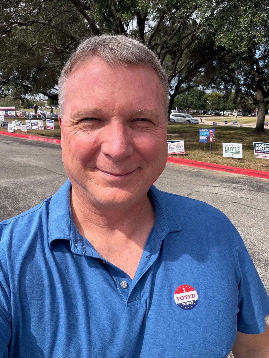 AstroTerry's tweet photo. I voted!  Get out and vote if you haven't yet- the stakes are literally the survival of our Republic as we know it. https://t.co/atwSLmWPHU