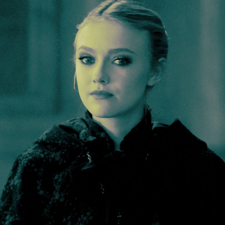 lapushwolfs's tweet photo. ⠀ 

ooc.    estamos    precisando    desses    personagens   para    o    nosso    squad    de    crepúsculo,     lembrando    que    nosso    squad    é    interpretativo    e    somos    pt-br.

⠀ https://t.co/tvXLl9TG91