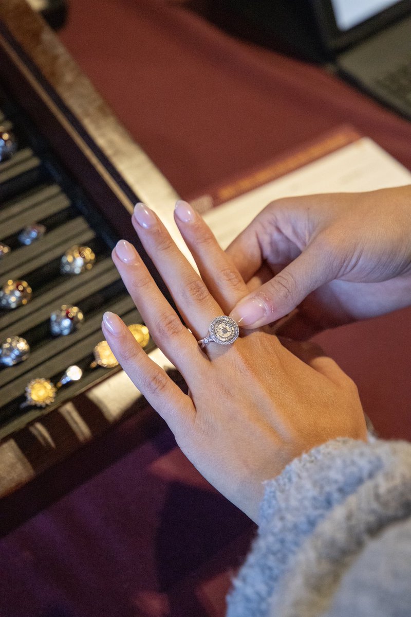 MSStateAlumni's tweet photo. Ring Days are underway on campus! 💍
 
Stop by The Mill (Wednesday) and Grad Fair (Thursday &amp; Friday) to view, try on and purchase your class ring.
 
🔗 https://t.co/v5vWknV6w2 https://t.co/iiXHiZ0KCa