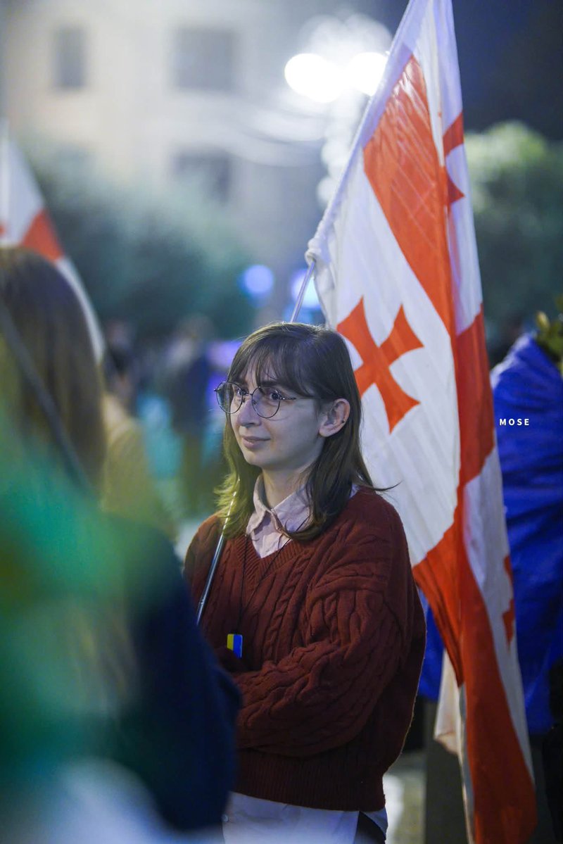 protest_24's tweet photo. 🇬🇪🇪🇺Day 693 of continuous protests in Georgia.

📸MO SE
#GeorgiaProtests https://t.co/uDSXyPu4Xw