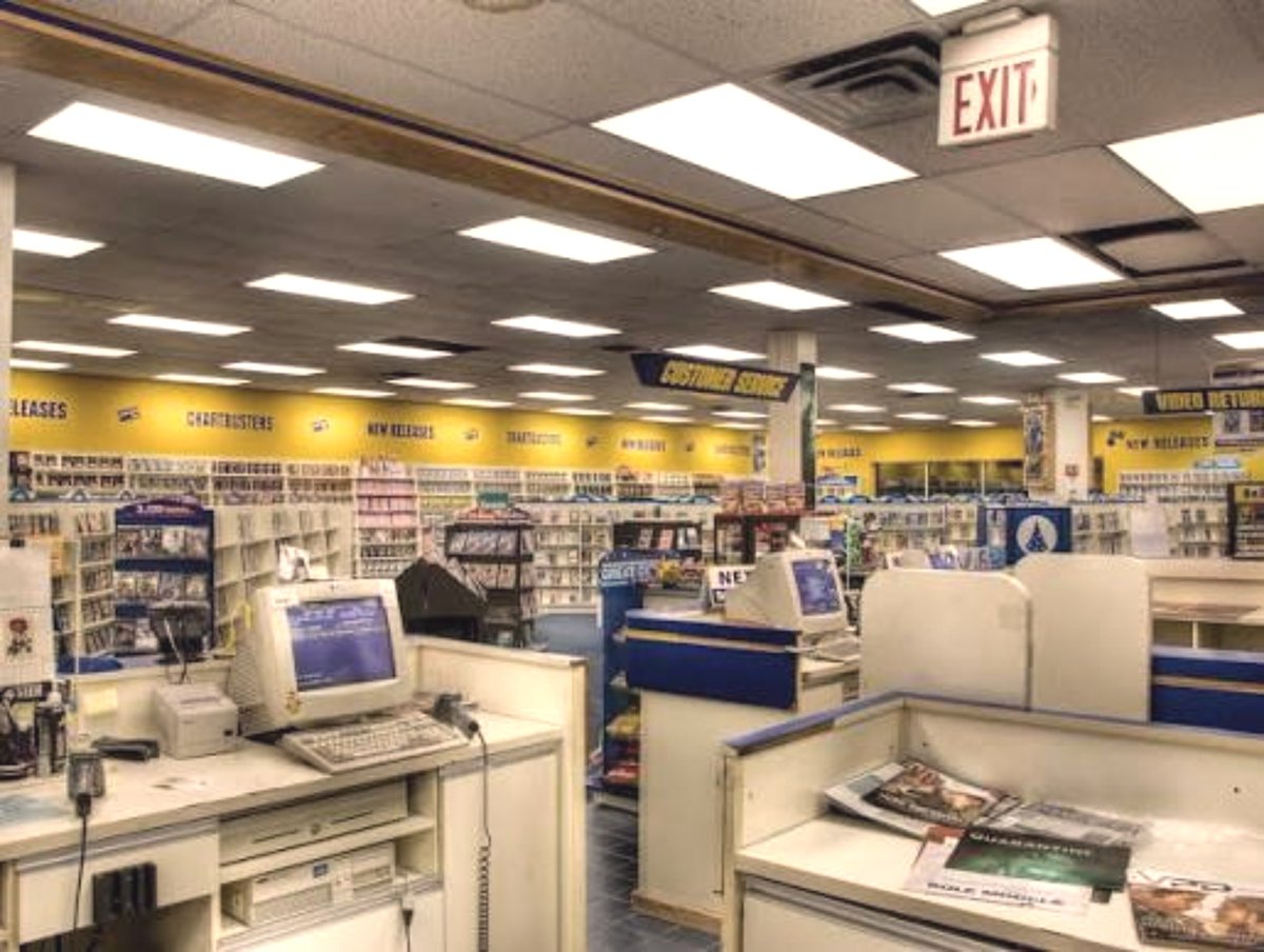 lostintheplaza's tweet photo. Friday night at Blockbuster. 

A forgotten moment in time, back when life was simple. -Lost https://t.co/3MPKtNJgi0