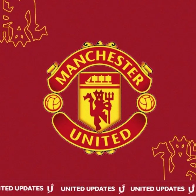 UnitedUpdates's tweet photo. 🚨🚨| 𝐁𝐑𝐄𝐀𝐊𝐈𝐍𝐆: Eddie Howe is the FAVOURITE for Man United job. He is admired within Old Trafford and wants to return to the PL as SOON as possible. [@reluctantnicko] #mufc https://t.co/WzJulpPAEh
