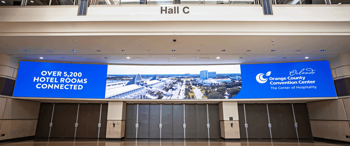 OCCC's tweet photo. ✨ New @xpodigital LED signage is now available in the OCCC’s West Concourse, giving event organizers more opportunities to bring their brand to life, welcome attendees, and deliver eye-catching messages throughout their event experience.

#OCCC #XpoDigital #LEDsignage https://t.co/1HLHBYV8OB