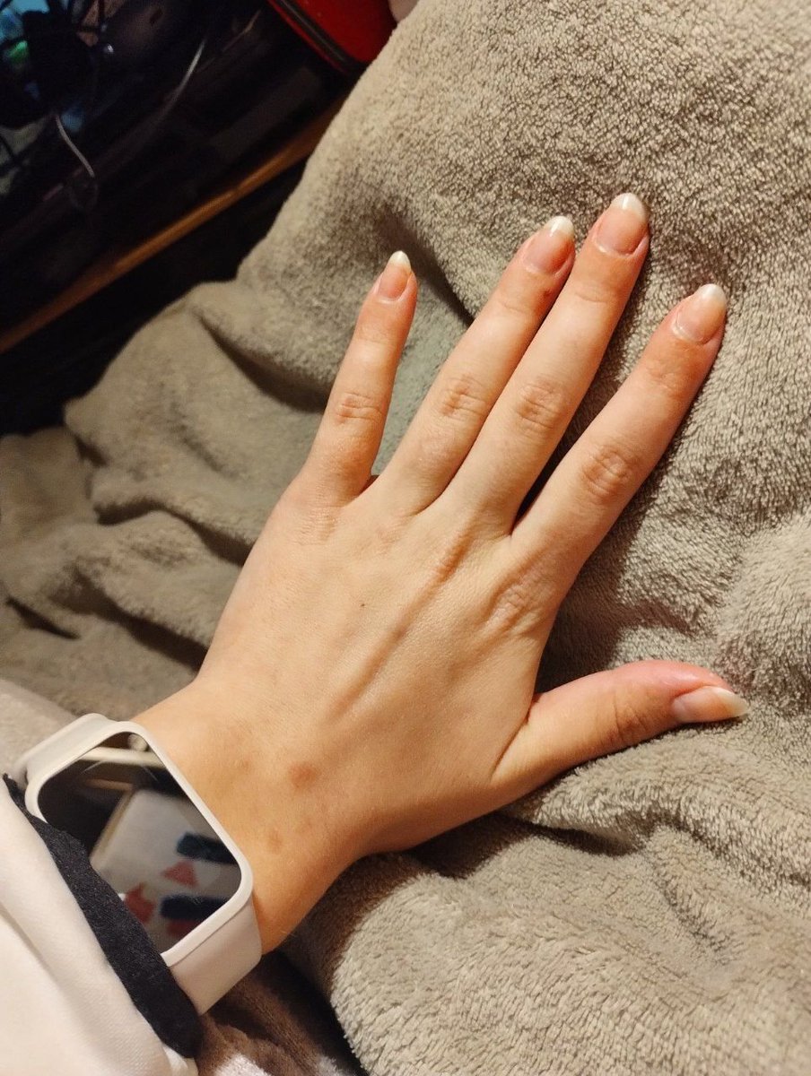 fish_cantswim's tweet photo. selling
There is a mole on the toe of my foot you can't see here~
#handpic #feettwt #feetfetish #nsfwtwt #sellingcustom #feetcommunity #feetvideo #handtwt #handfetish #handworship #handtwt #bdsmhands https://t.co/PGv5y2qa7B