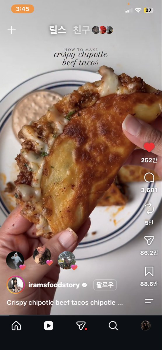 anoreaim's tweet photo. Type of shit on my feed when im fasting https://t.co/zjo3uXgO8l
