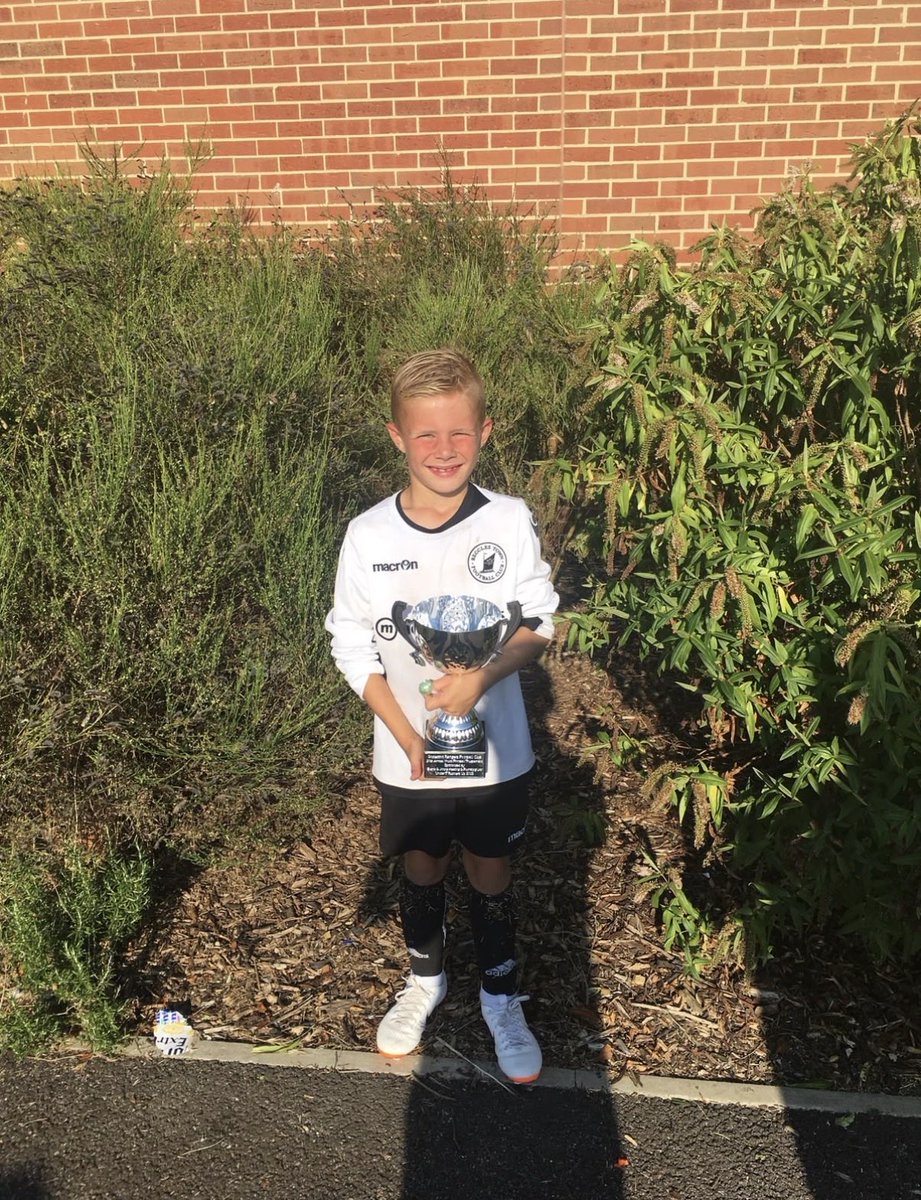 BecclesFC's tweet photo. Wishing club supporter and former Wherryman Rylan all the best at the u15 World Cup!
He set off to Azerbaijan yesterday with his Northern Ireland team mates!
Go smash it Heano π
#BTFC #OneClub β«οΈβ΅οΈβͺοΈ https://t.co/uuerQCpLfH
