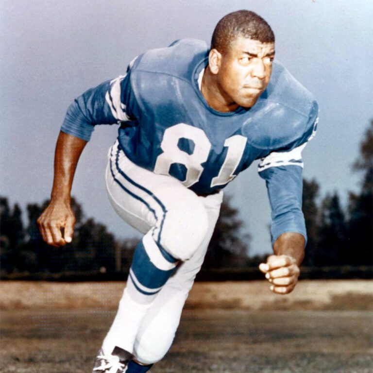D6plus's tweet photo. @VBunteDavid @SosaTheWinner That's who came to mind on this end!

David ( D6 ) on X: "@Irish_Cowboy88 Dick 'Night Train' Lane https://t.co/cW9wLDxjBT" / X
