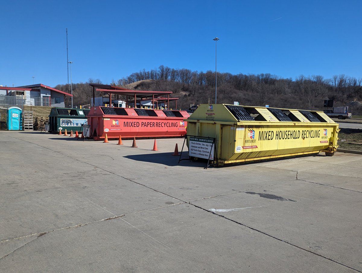 OhioEPA's tweet photo. #RCRA turns 50!

Since Oct. 21, 1976, the Resource Conservation and Recovery Act set national standards for waste minimization, recycling, and safe disposal. 

Today, #OhioEPA continues to use this landmark legislation for environmental protection around the state! https://t.co/8tUmBVHMMg