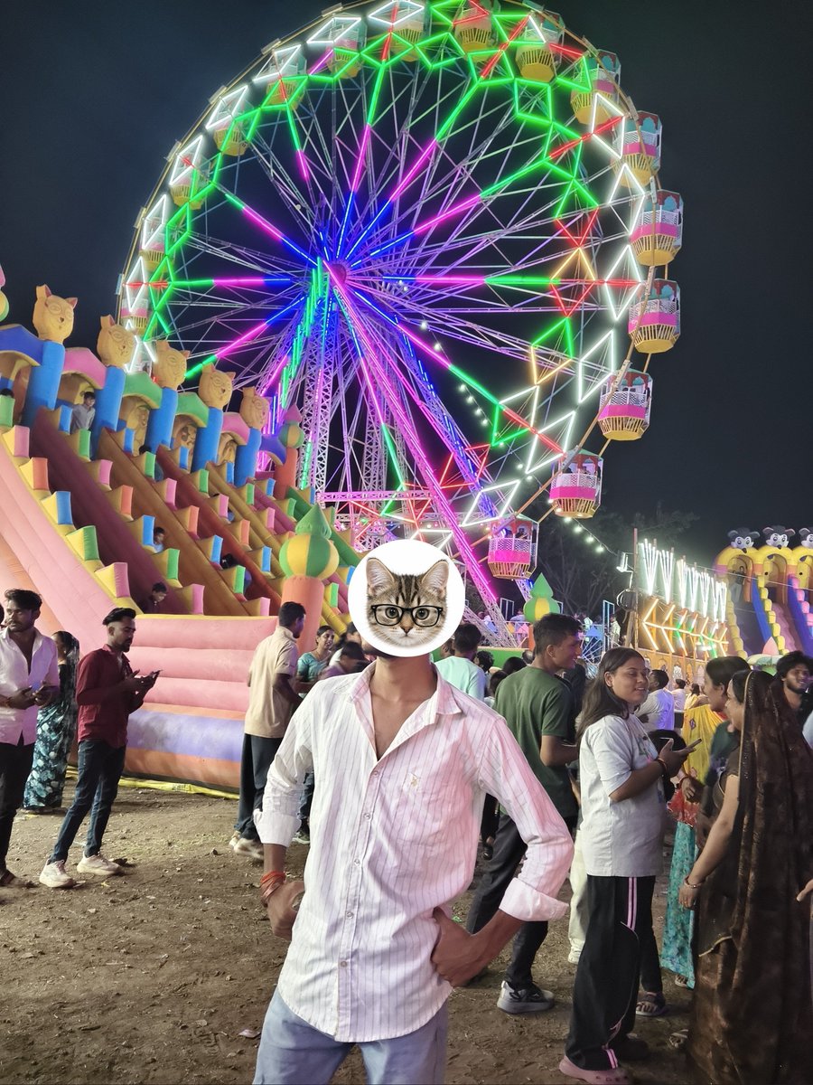 heritum_75's tweet photo. Nothing beats the vibrant energy of a local mela at night! Bright lights, bustling crowds, and pure nostalgia. ✨ https://t.co/bWpdRHxVtL