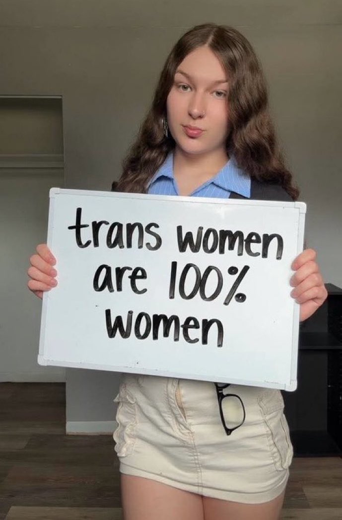 FloraLuzz_'s tweet photo. Do you agree, trans women or woman? https://t.co/tYPH7Oq3Bw