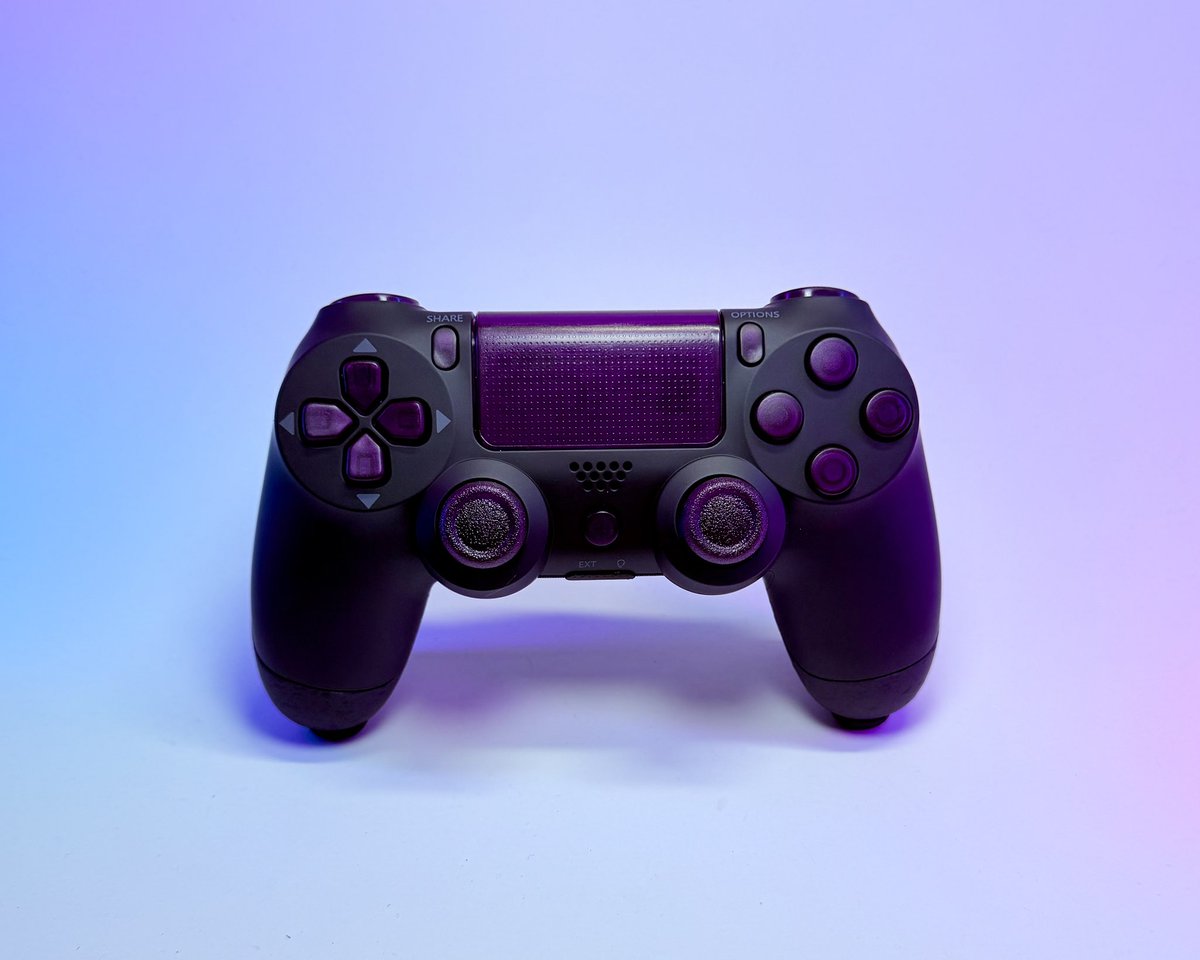 ZeroControllers's tweet photo. Purple Haze 🪻
• Firebird 1k JS13PRO+
• Zero bumpers
• Zero triggers
• DSE rear paddles
• Soft touch black shell
• Translucent purple buttons https://t.co/eKLVFhPv5y