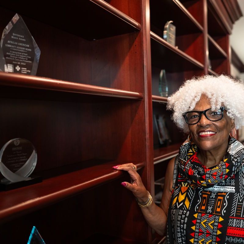 SacObserver's tweet photo. Azizza Davis Goines will step down Dec. 31 as president and CEO of the Capital Black Chamber of Commerce after 20 years leading the organization. https://t.co/2TDwTnyOkT https://t.co/b5RxrcIJ0C