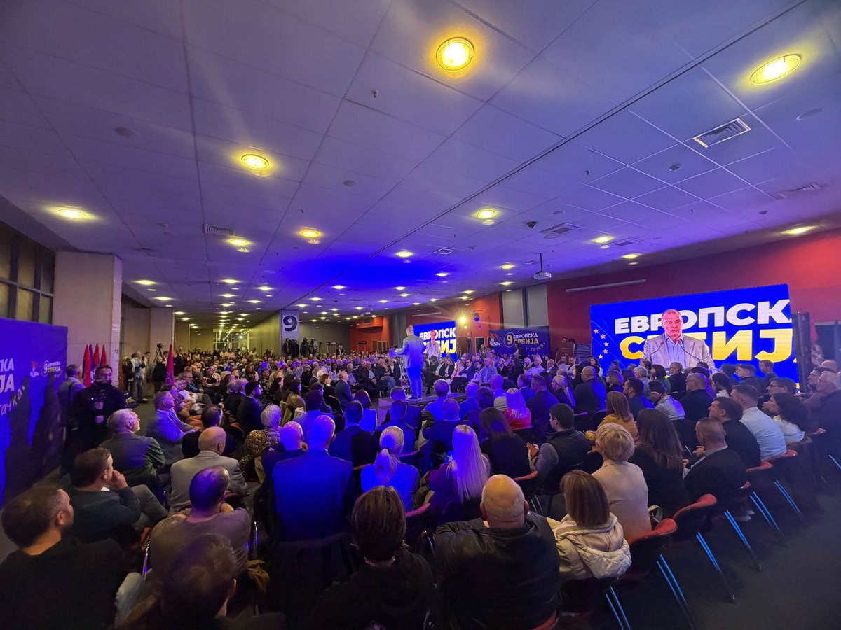 MarinikaTepic's tweet photo. Nema pobede režima bez liste Evropska Srbija!  Nema!
Zato, zaokružite 9!
Evropa nema alternativu! https://t.co/eVHmkl6khZ