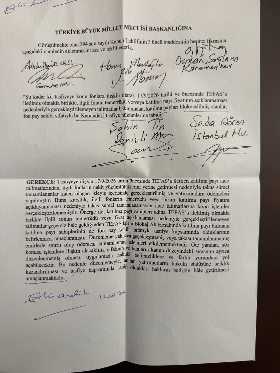 MTanal's tweet photo. Hukuki güvenlik ilkesine,hukuk devleti ilkesine aykırı olan tam kanunsuzluk hali olan bu kanun teklifi;
Anayasa aykırıdır.
Kanunsuzluğa YENİ PARTİ OLARAK GEÇIT VERMEYECEĞİZ. https://t.co/cuNJULH1KU