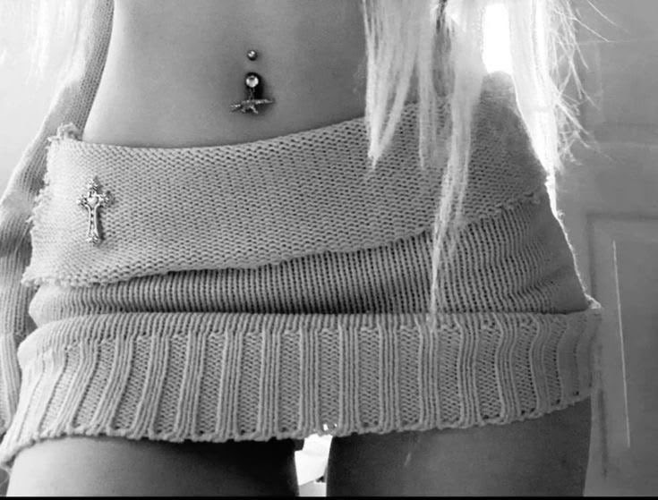 angelicwatchdog's tweet photo. ≡^∇^≡ ELYSIAN’s intro !! 
↓✭ she / her ⚊ 17 ೄྀ 
≫ nsfw acc, concept writer <3
↻  +  ♡︎ for moots :3 https://t.co/IhPHYa15rJ