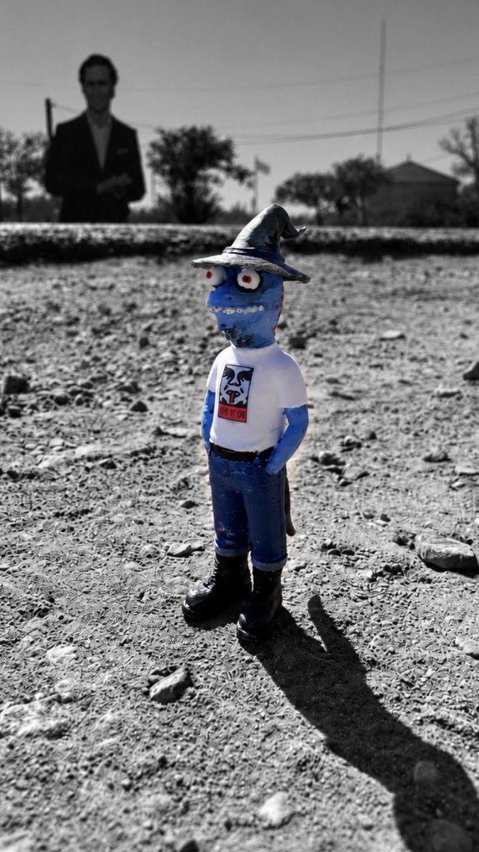 thedevoidist's tweet photo. Dagobert on the road!!! Alright, alright, alright. @McConaughey stopped in Uvalde for lunch. Saw your big ol sign. Everything’s big in Texas… including @creepz. #creepzxmarfa - let’s go - @artblocks_io https://t.co/9feItWq4tl